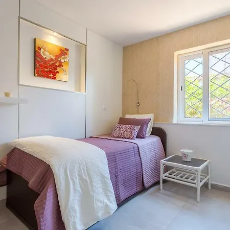 Lacy Golf (adults Only) Appartement