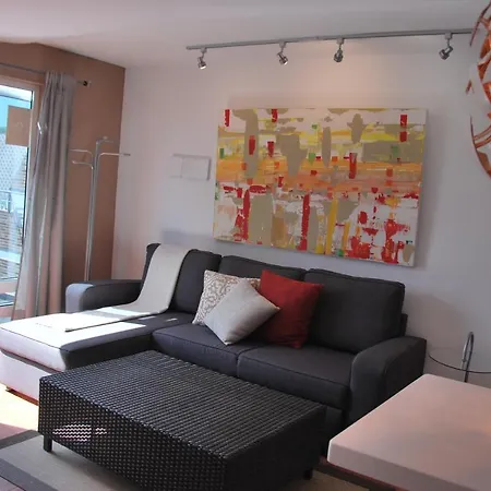 Lacy Golf (adults Only) Appartement